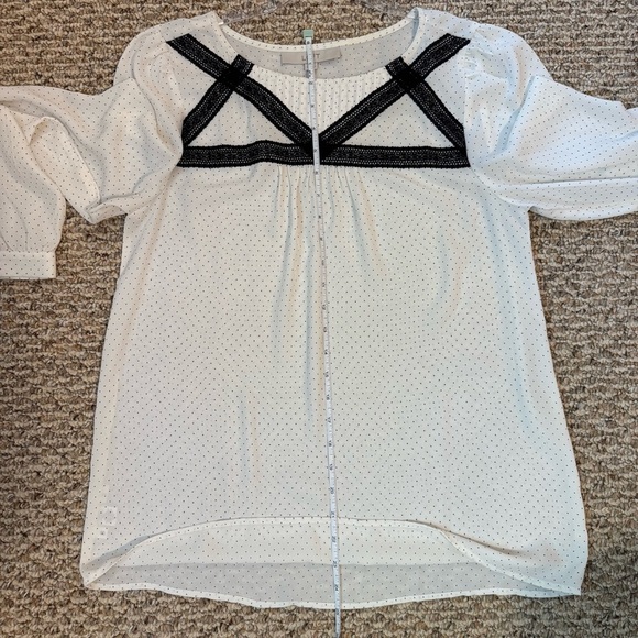 LOFT White with Black Polka Dots Chiffon Blouse size Medium - Picture 10 of 12